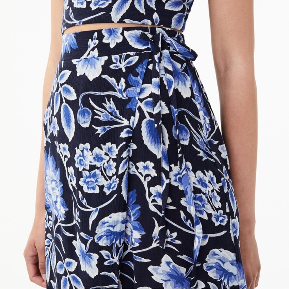 Tonal floral wrap skirt by Aeropostale size L - Picture 3 of 5